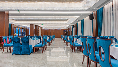 工裝 山云步步高大酒樓